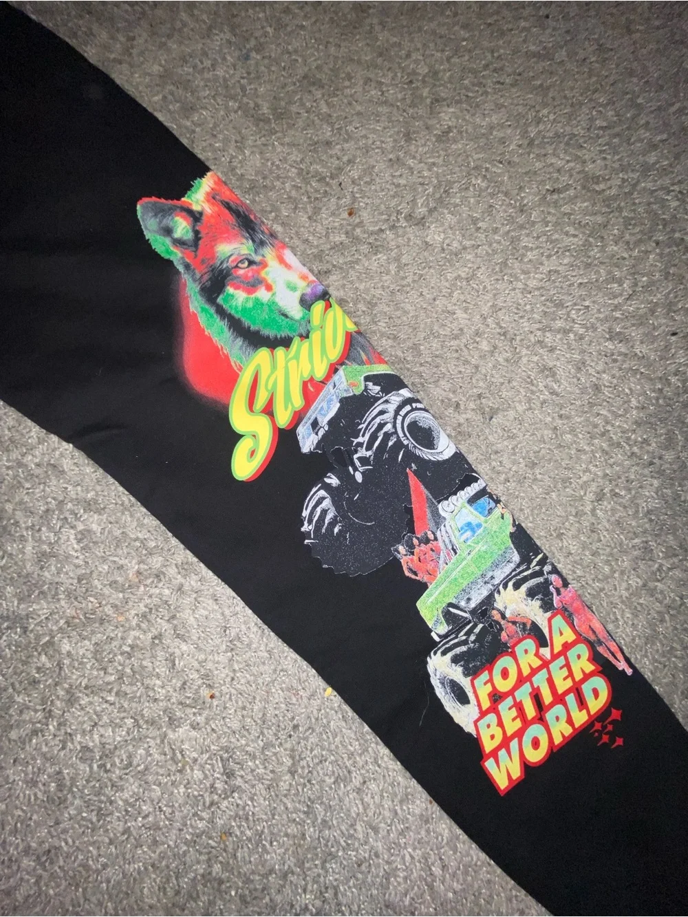 Strive P.S Row Graphic Jogger Sweatpants Black Mens Small Streetwear Wolf Print